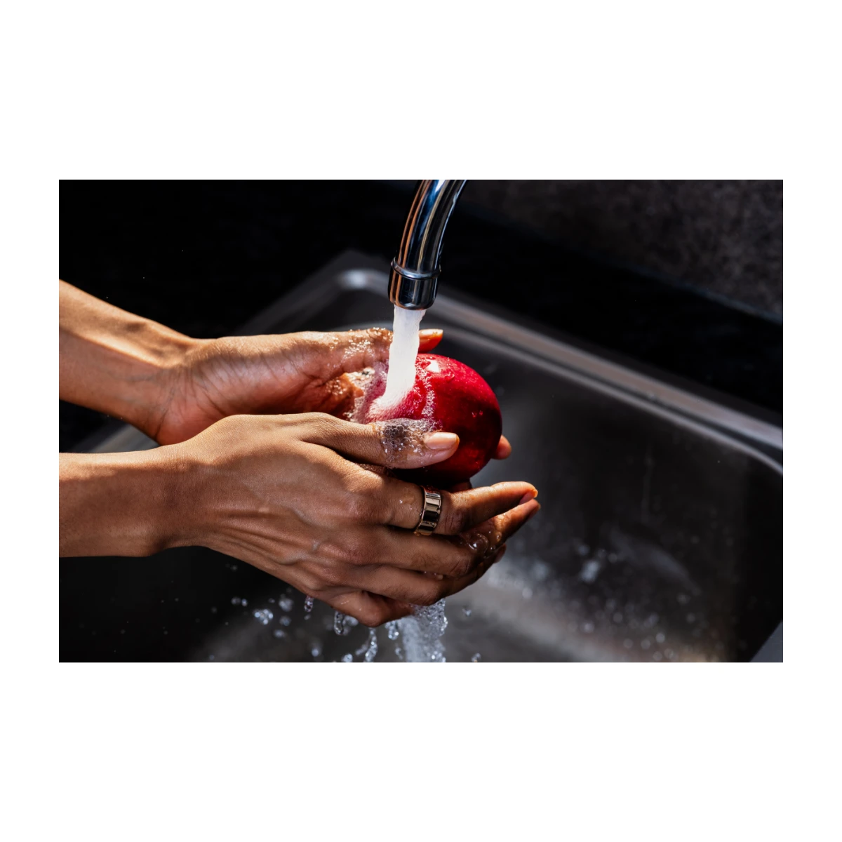 Ultrahuman Ring AIR smart ring, Space Silver – Image 14