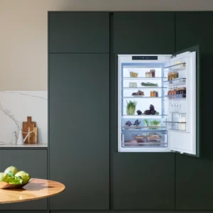 Bertazzoni Master Kombinerad kyl/frys 60 cm bred 201 cm hög, PureUV filter, Meta