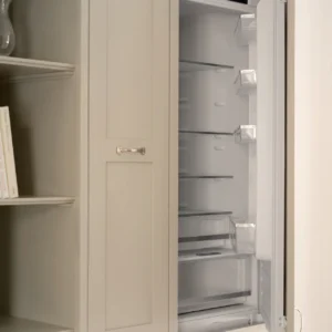 Bertazzoni Integrerad kyl/frys 54 cm bred, extra hög 193 cm, sliding-door
